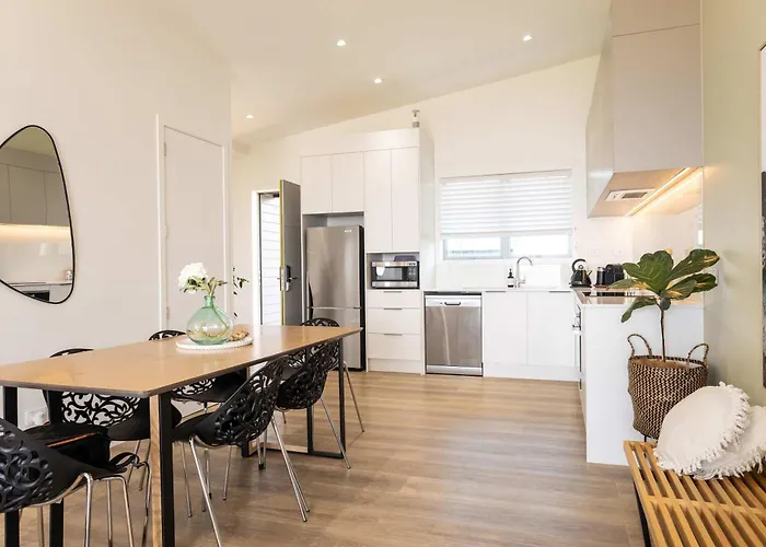 Holiday home Jandals & Joy Lakefront Retreat Rotorua