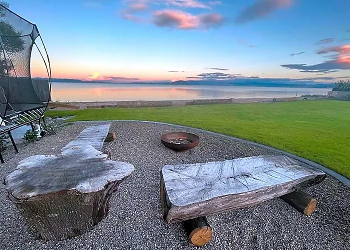 Holiday home Jandals & Joy Lakefront Retreat Rotorua